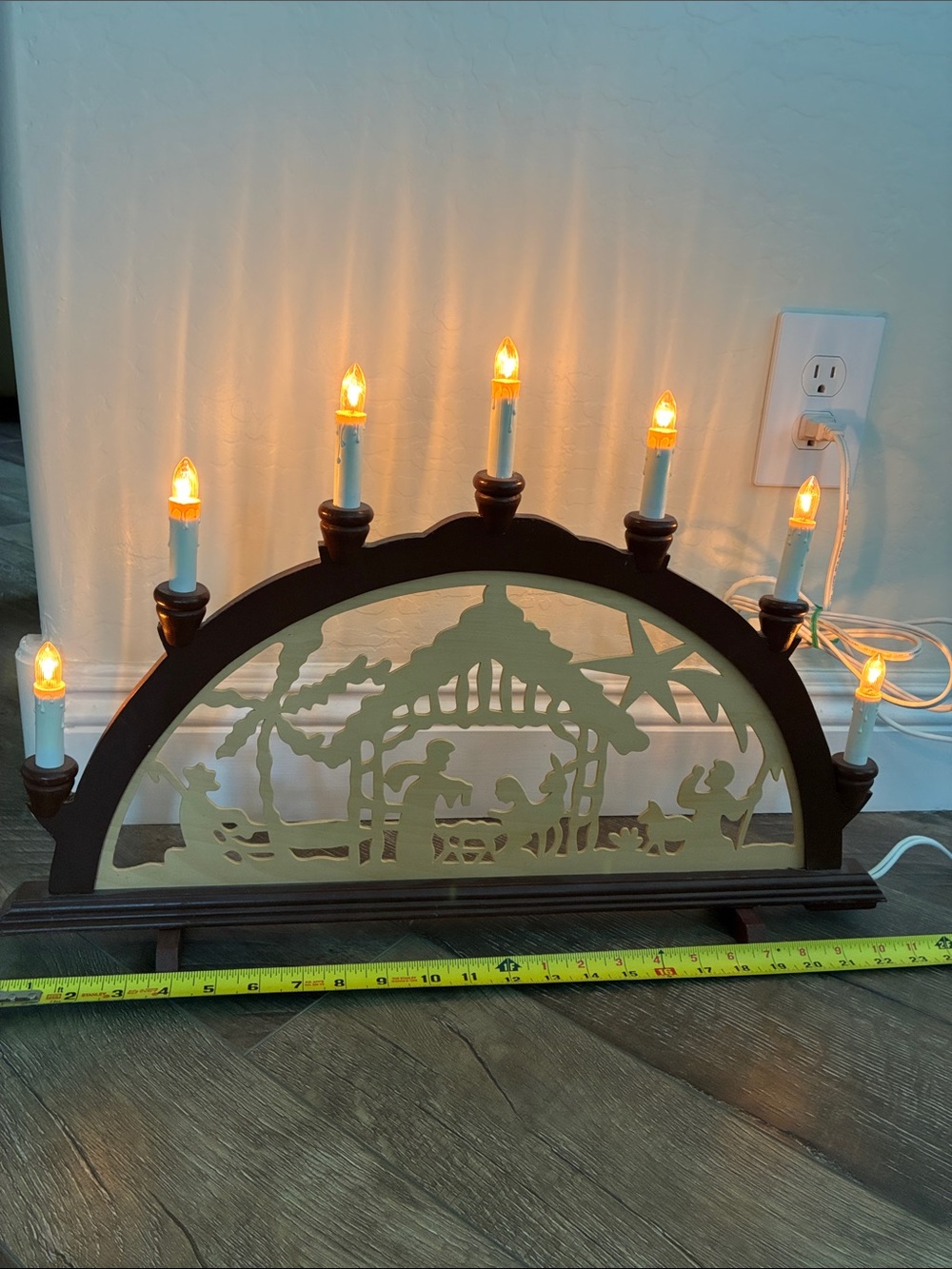 Vintage Christmas Nativity Candle Arch 7-Light Electric Manger Scene